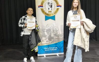 Festival lijepe riječi u Vukovaru okupio ljubitelje recitiranja / Фестивал лепе речи у Вуковару окупио љубитеље рецитовања