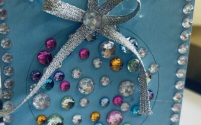 Radionica izrade novogodišnjih i božićnih čestitki / Радионица израде новогодишњих и божићних честитки