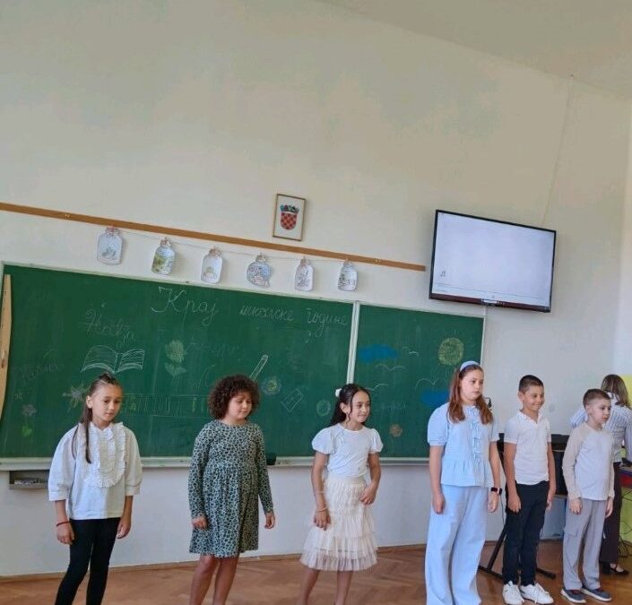 PŠ Ostrovo: Priredba za kraj školske godine / ПШ Острово: Приредба за крај школске године